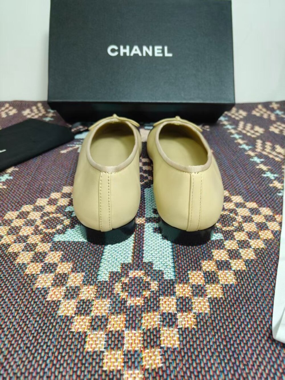 Chanel Two Tone Beige Black Bow Cap Toe Ballet Flats - Picture 4 of 8